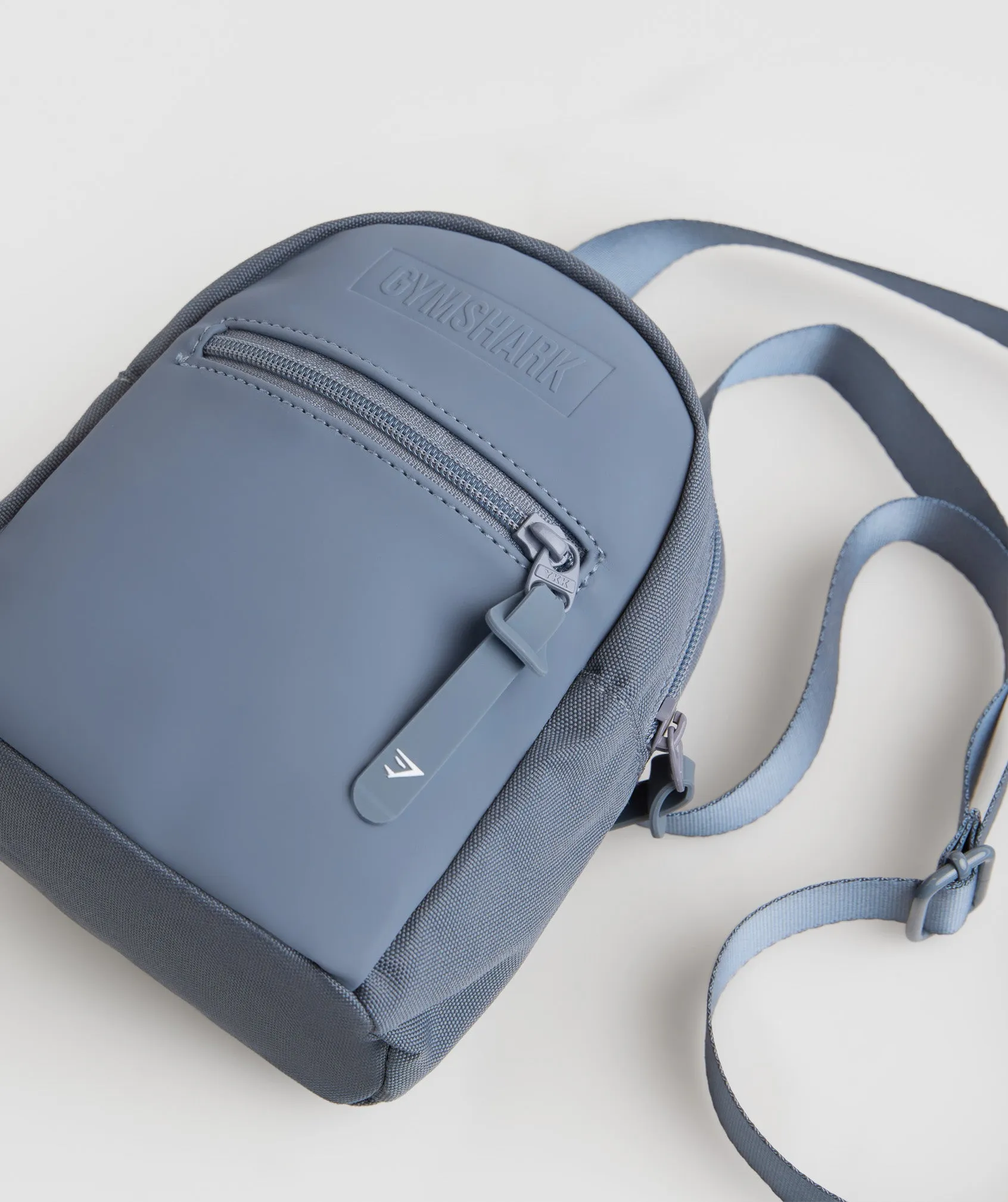 Gymshark Everyday Crossbody Bag - Evening Blue