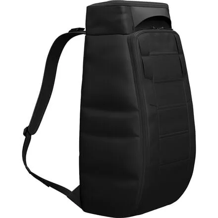 Hugger backpack 30l. Db, Black Out color