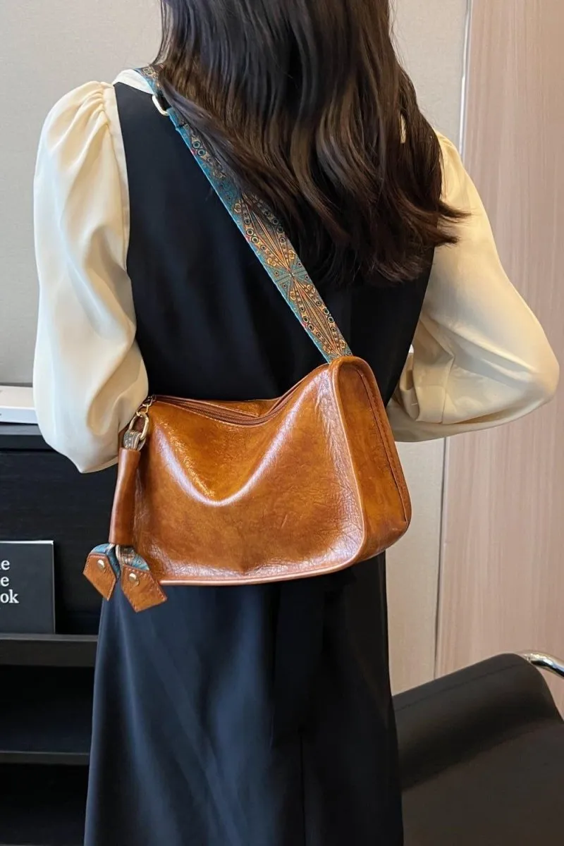 Jasmine Adored Leather Shoulder Bag