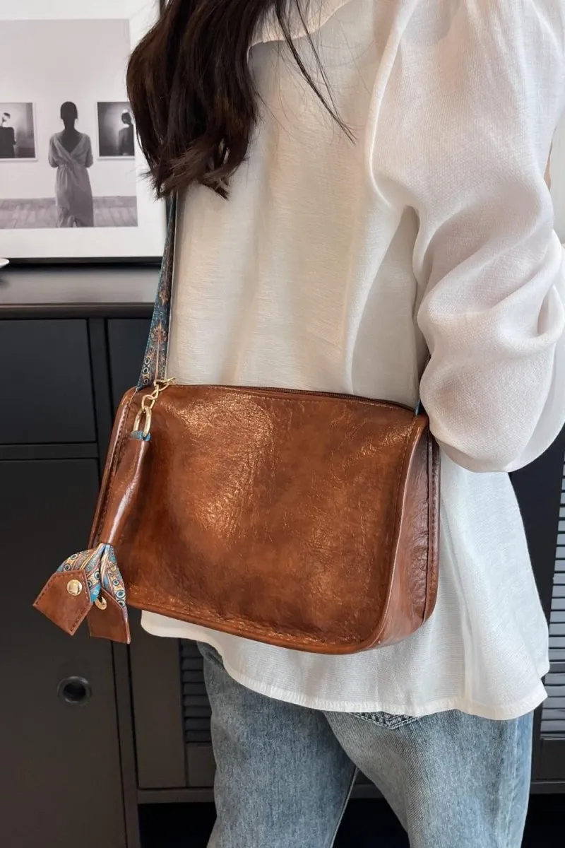 Jasmine Adored Leather Shoulder Bag